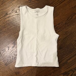 Aritzia Contour White Tank Top - Size Small